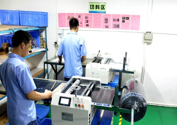 硅膠開(kāi)煉車間